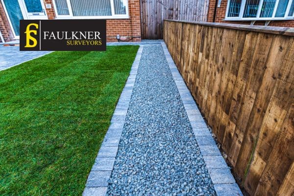 Can my Neighbour attach a fence to my wall? 3 Property Boundaries and the Basics of Land Boundaries Basingstoke