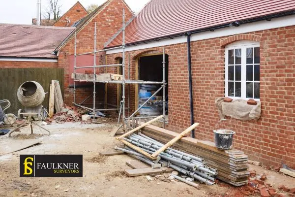 What is the minimum distance between 2 houses? 2 Distance Between Two Houses : Party Wall Surveyors Basingstoke