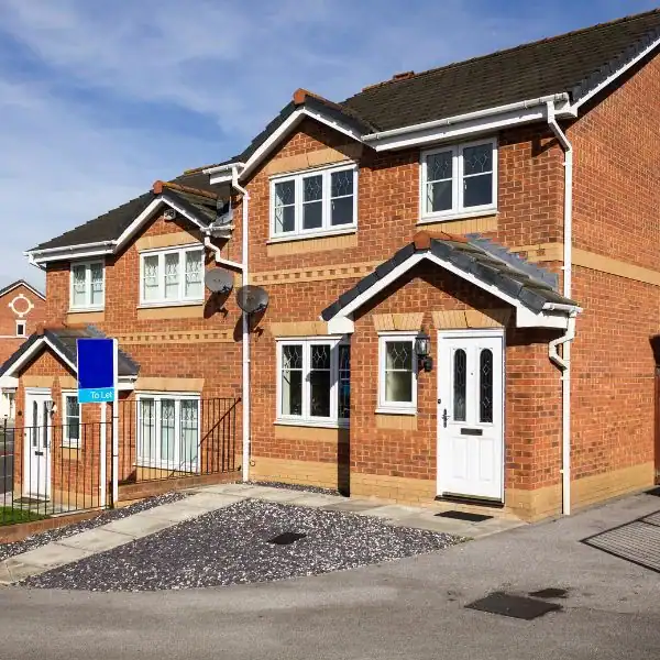 Can you start work without an agreement? 4 Image of UK home - Faulkners scenarios Basingstoke